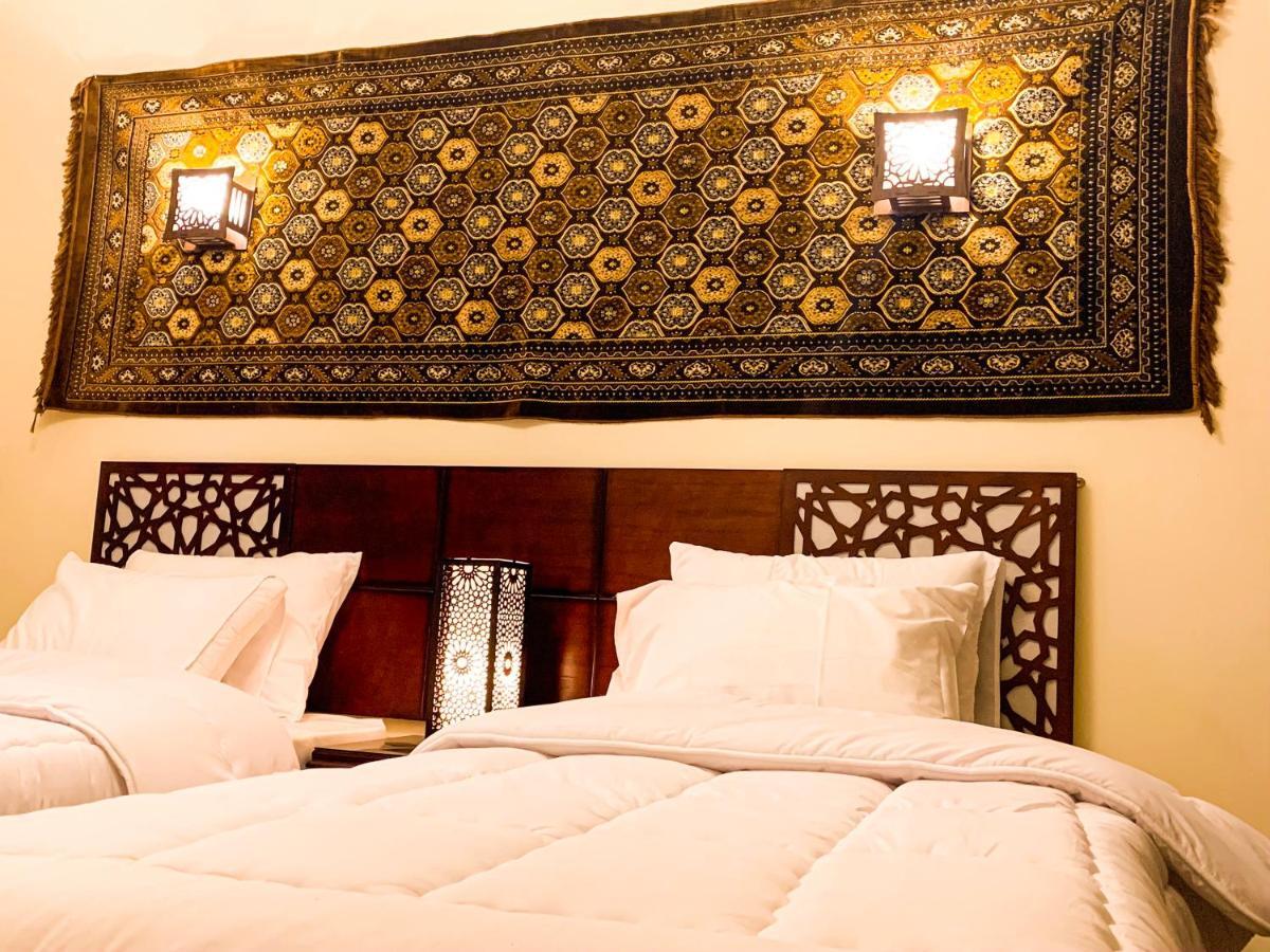 Oscar Pyramids View Hotel Nazlet el-Sîsi Kültér fotó
